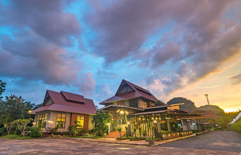 Krabi Home Town Boutique Bagian luar foto
